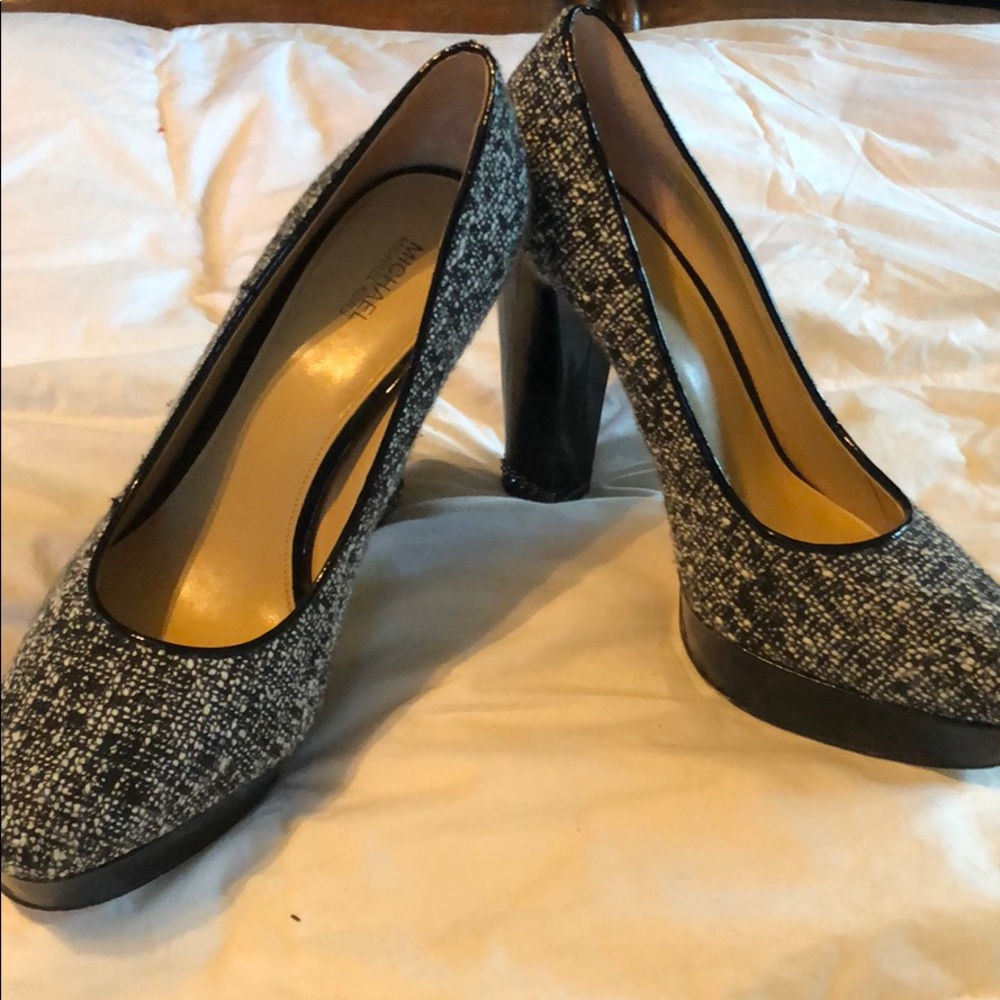 Gorgeous black/white platforms. 10 FINAL SALE
